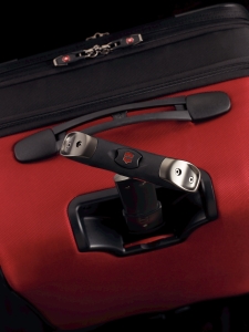 VICTORINOX